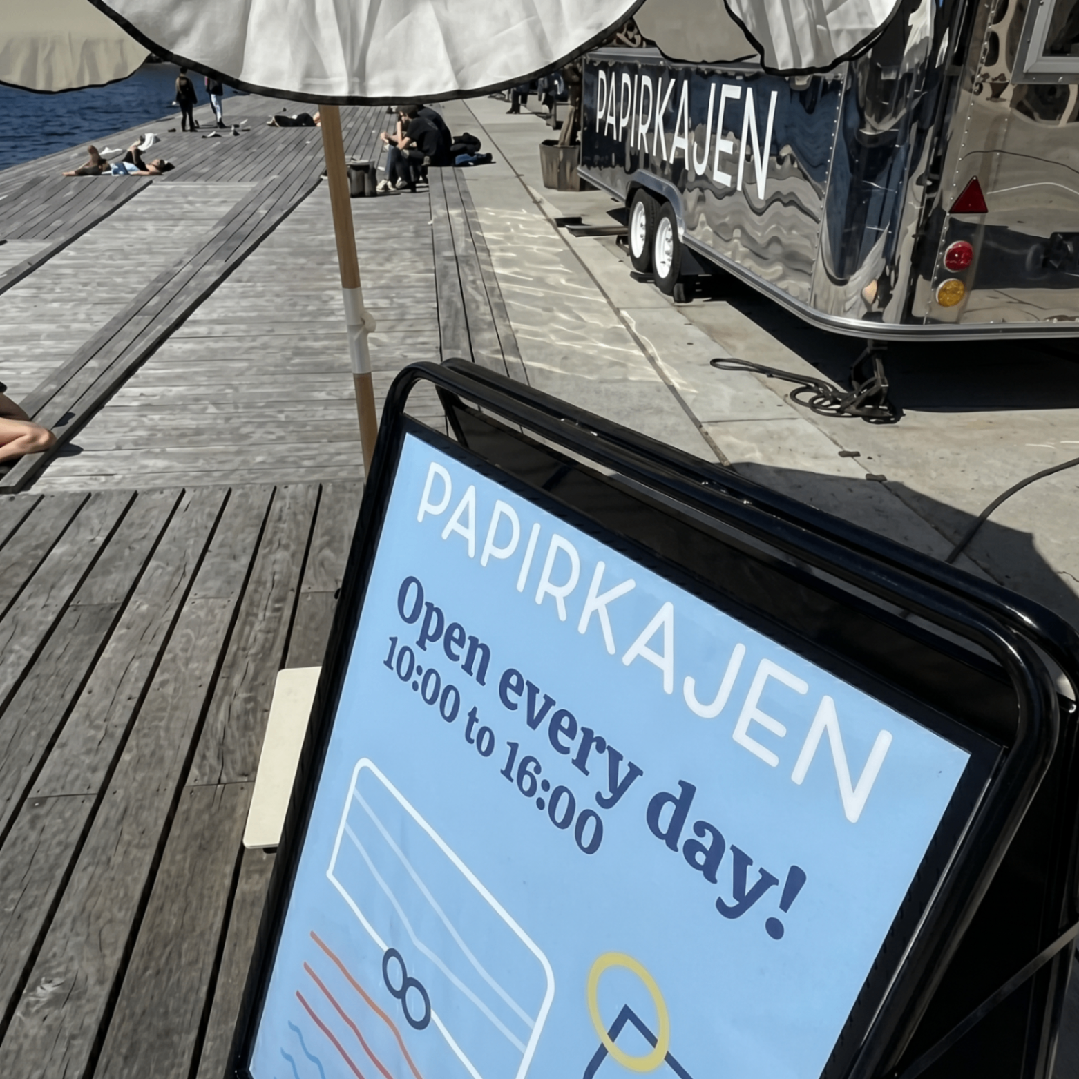 Open every day sign on the dock